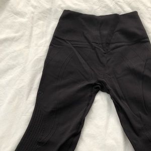 Lululemon crop leggings